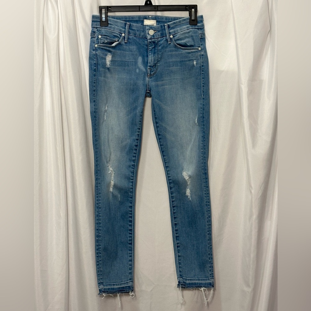MOTHER Undone Hem Looker Crop Jeans. Cliffhanger. Size 26. GUC.
